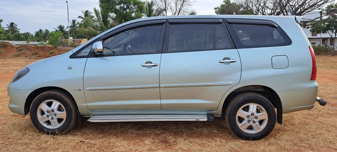 2008 Toyota Innova V Model: Ultimate in Comfort & Reliability | Daiwame Cars